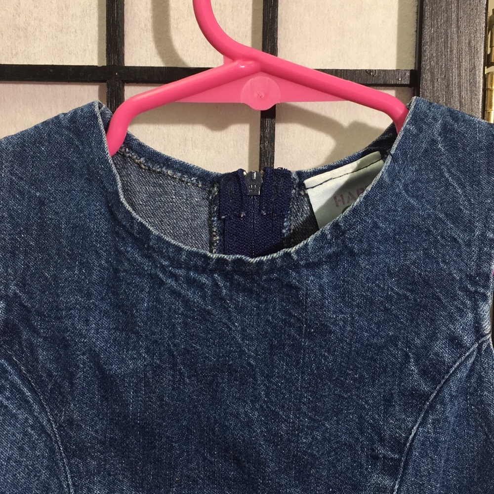 Denim Ruffled Jumper Size 3T - Picture 3 of 7